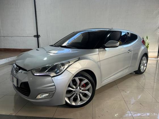 HYUNDAI VELOSTER 1.6 16V GASOLINA 3P AUTOMÁTICO HYUNDAI VELOSTER 1.6 16V GASOLINA 3P AUTOMÁTICO